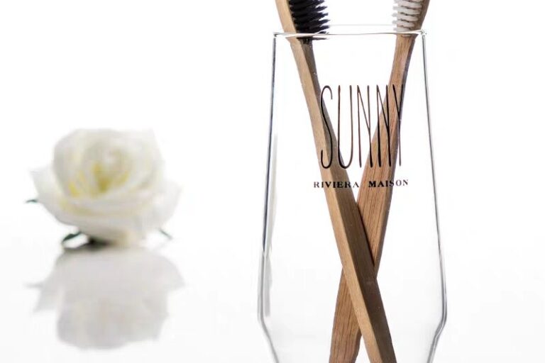 Reusable Soft Bristle Bamboo Toothbrush with Custom Logo and CE Certification